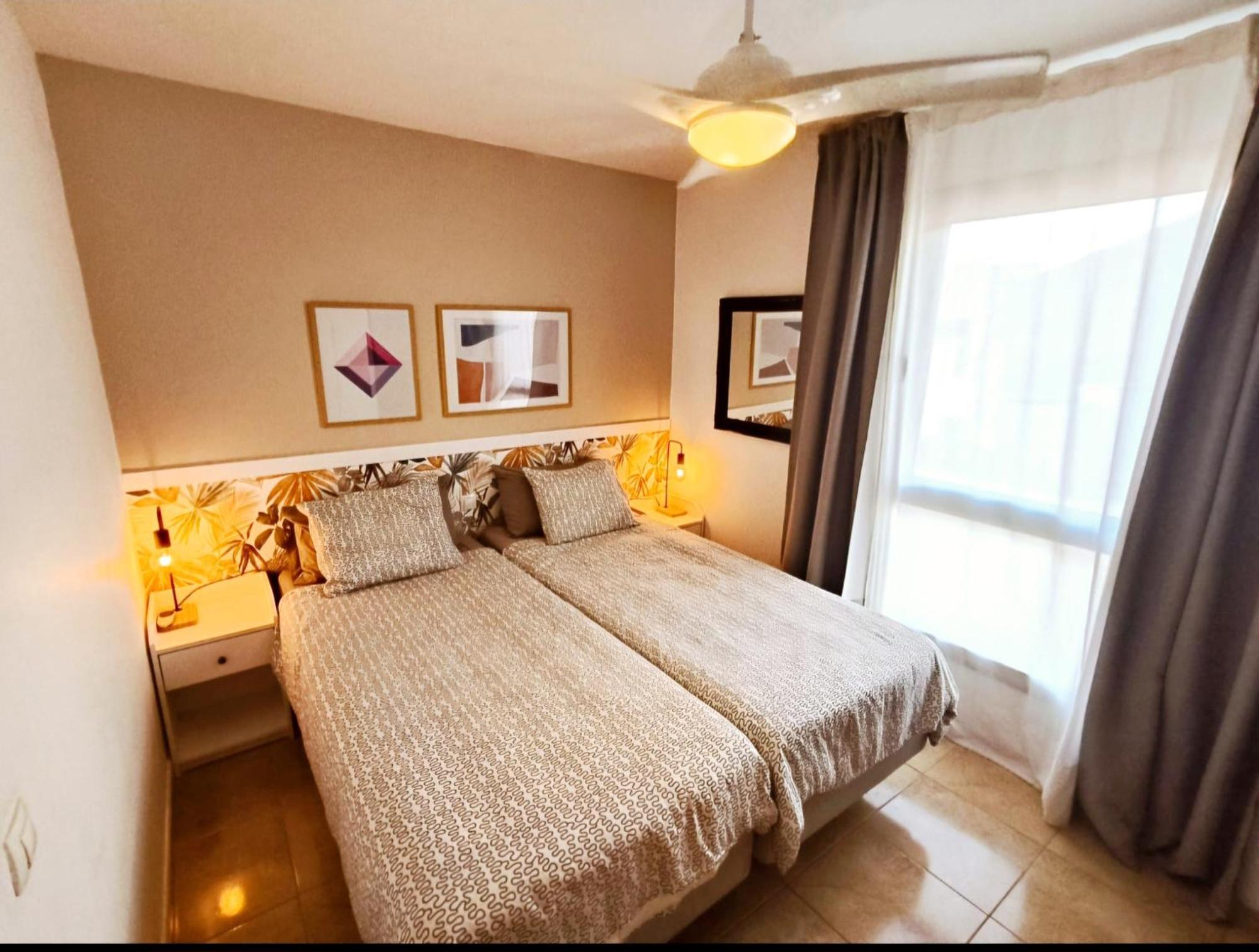 Modern House With 2 Bedrooms Near The Beach Castillo del Romeral 外观 照片